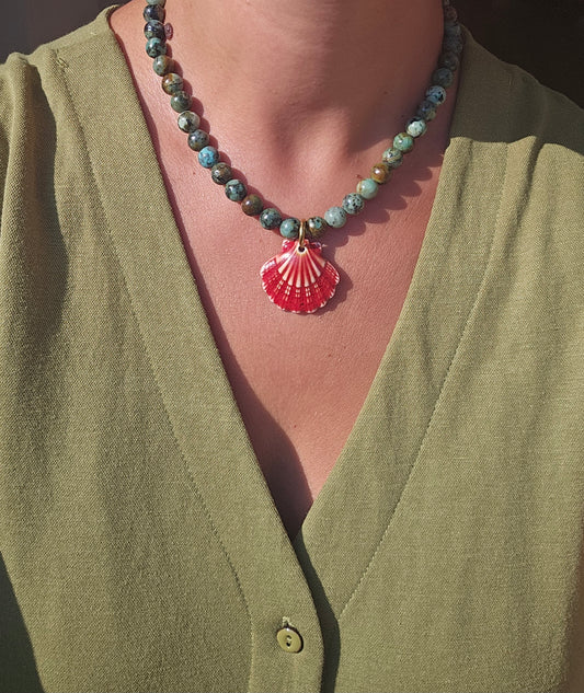 Turquoise red shell