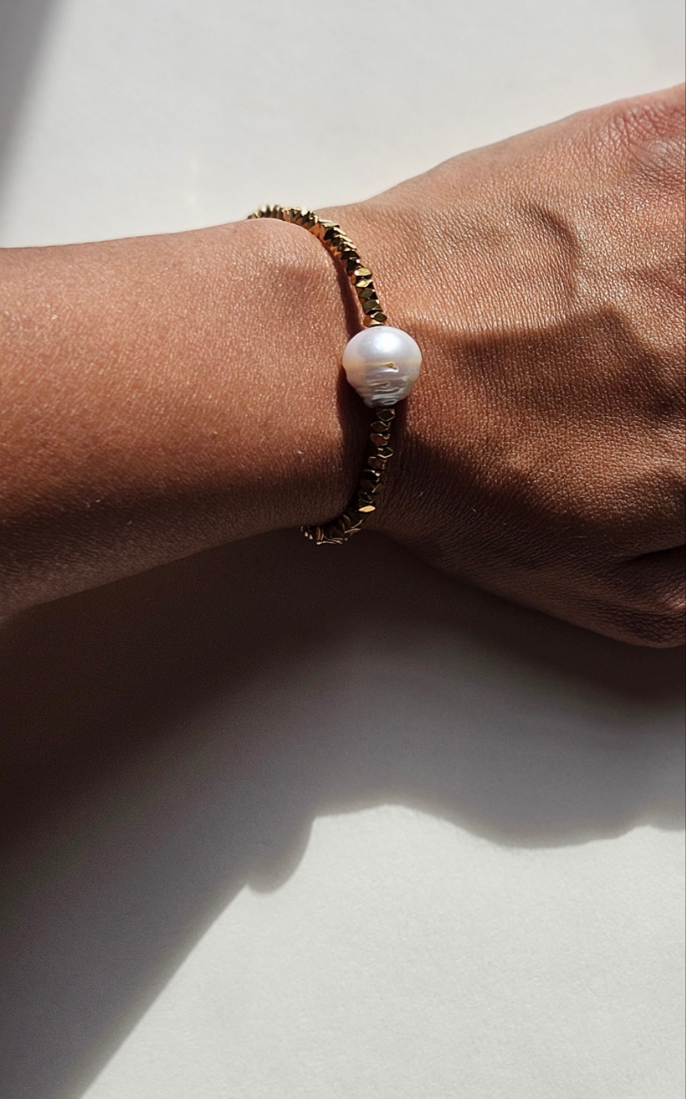 Pearly queen bracelet